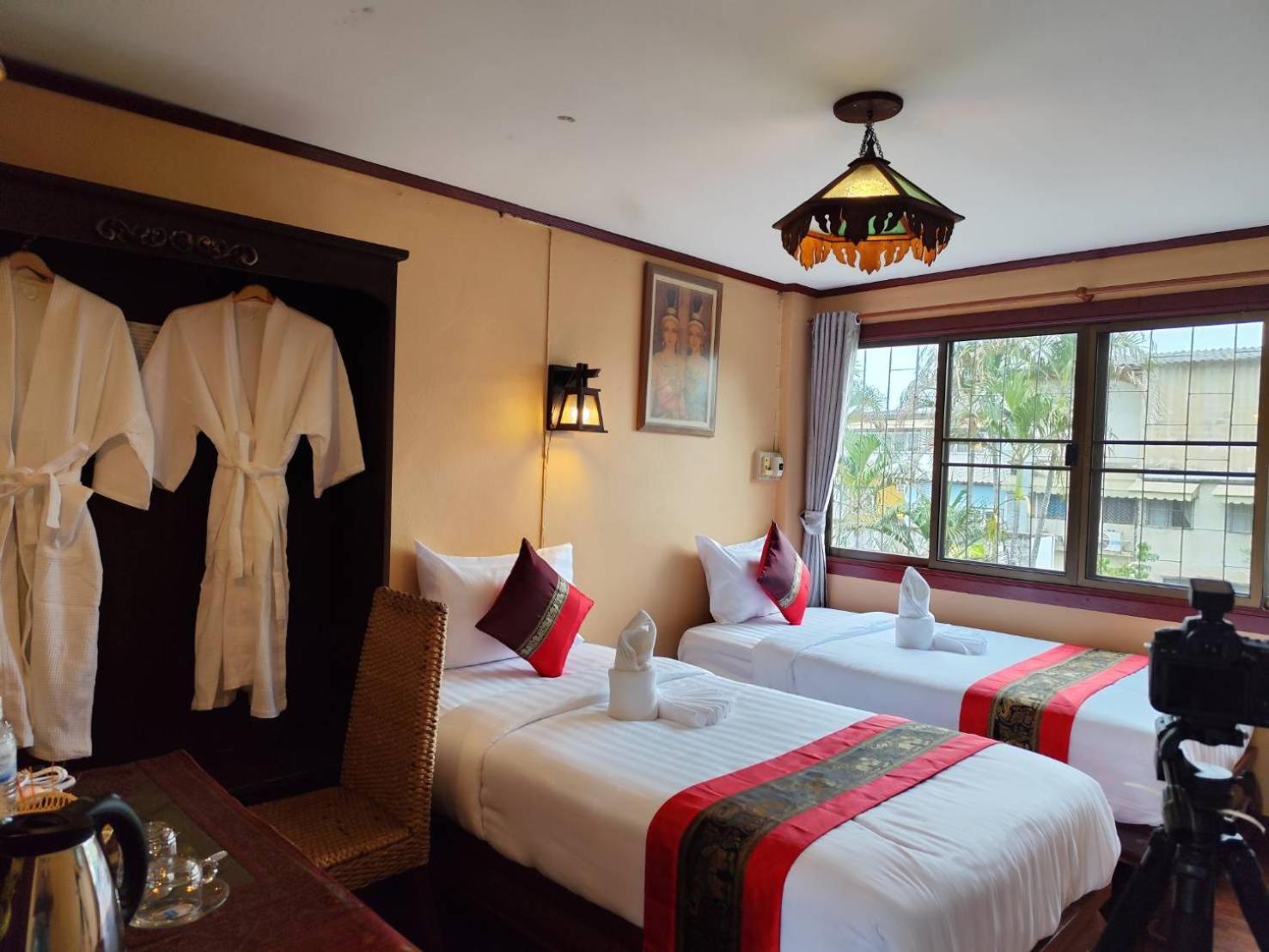 S.K. House 1 Hotel Chiang Mai Ngoại thất bức ảnh